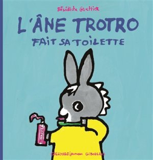 Couverture de L'âne Trotro fait sa toilette