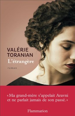 Couverture de L'Etrangère