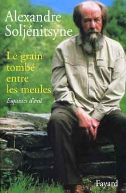 Couverture de Le grain tombé entre les meules