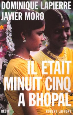 Couverture de Il était minuit cinq à Bhopal - récit -