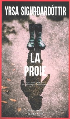 Couverture de La proie