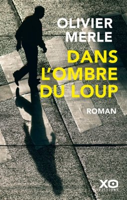 Couverture de Dans l'ombre du loup