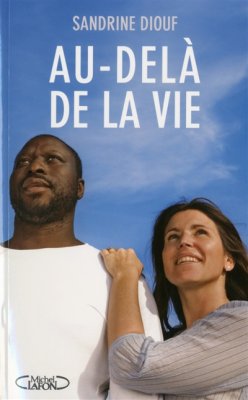 Couverture de Au-delà de la vie